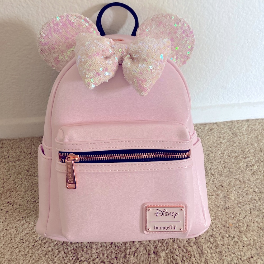 NWT Loungefly Pink Bow Iridescent Minnie Sequin Disney Backpack - Rare 💓